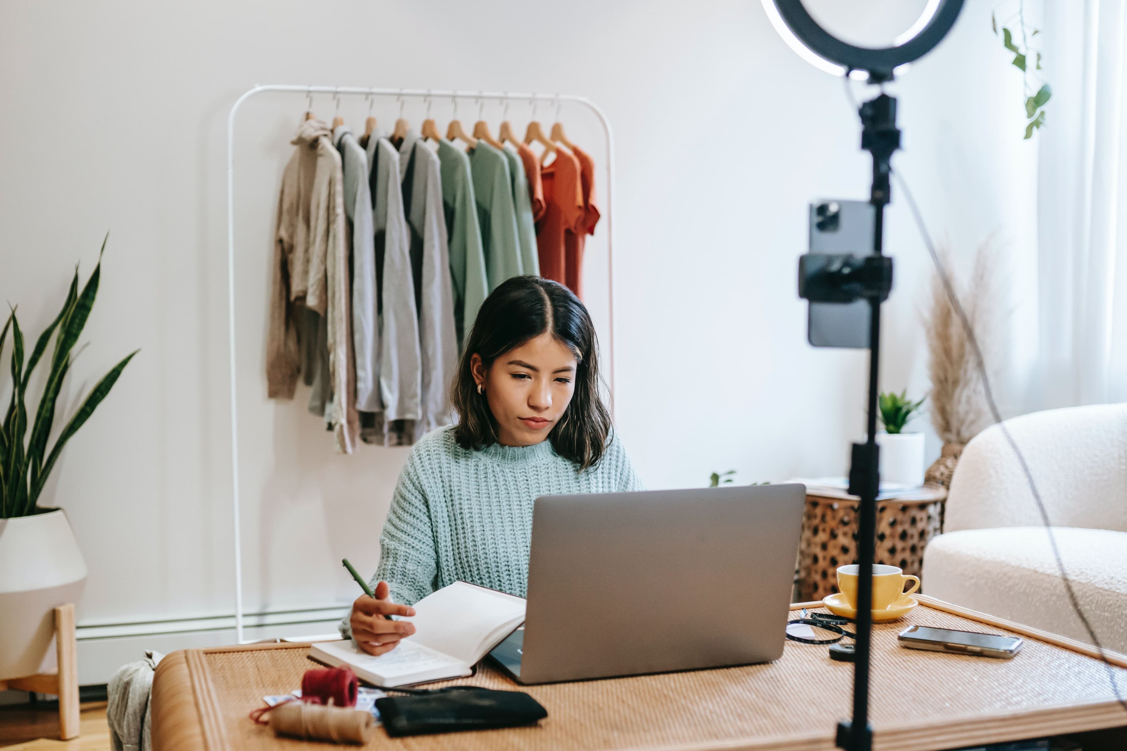 5 Steps To Start a Brand Ambassador Program From Scratch